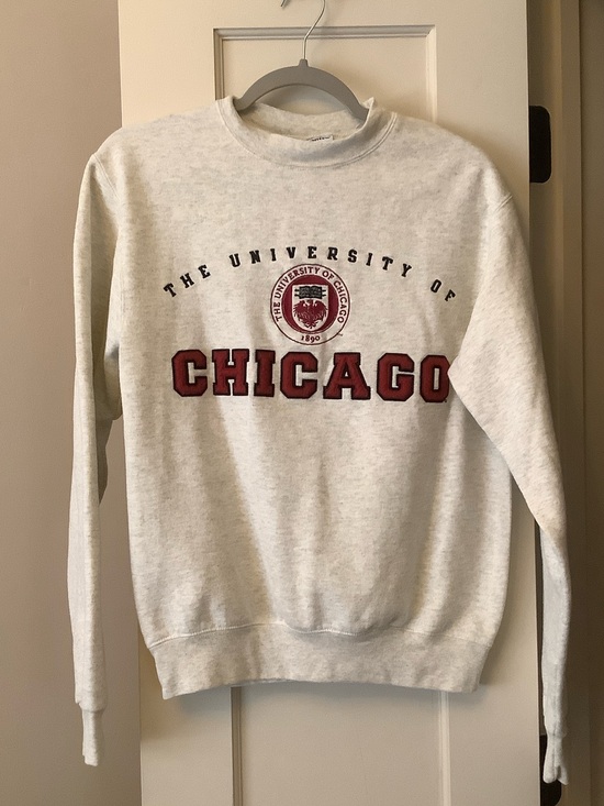 Champion Other - Vintage University of Chicago Sweatshirt in Light Gray with Maroon Chicago Logo